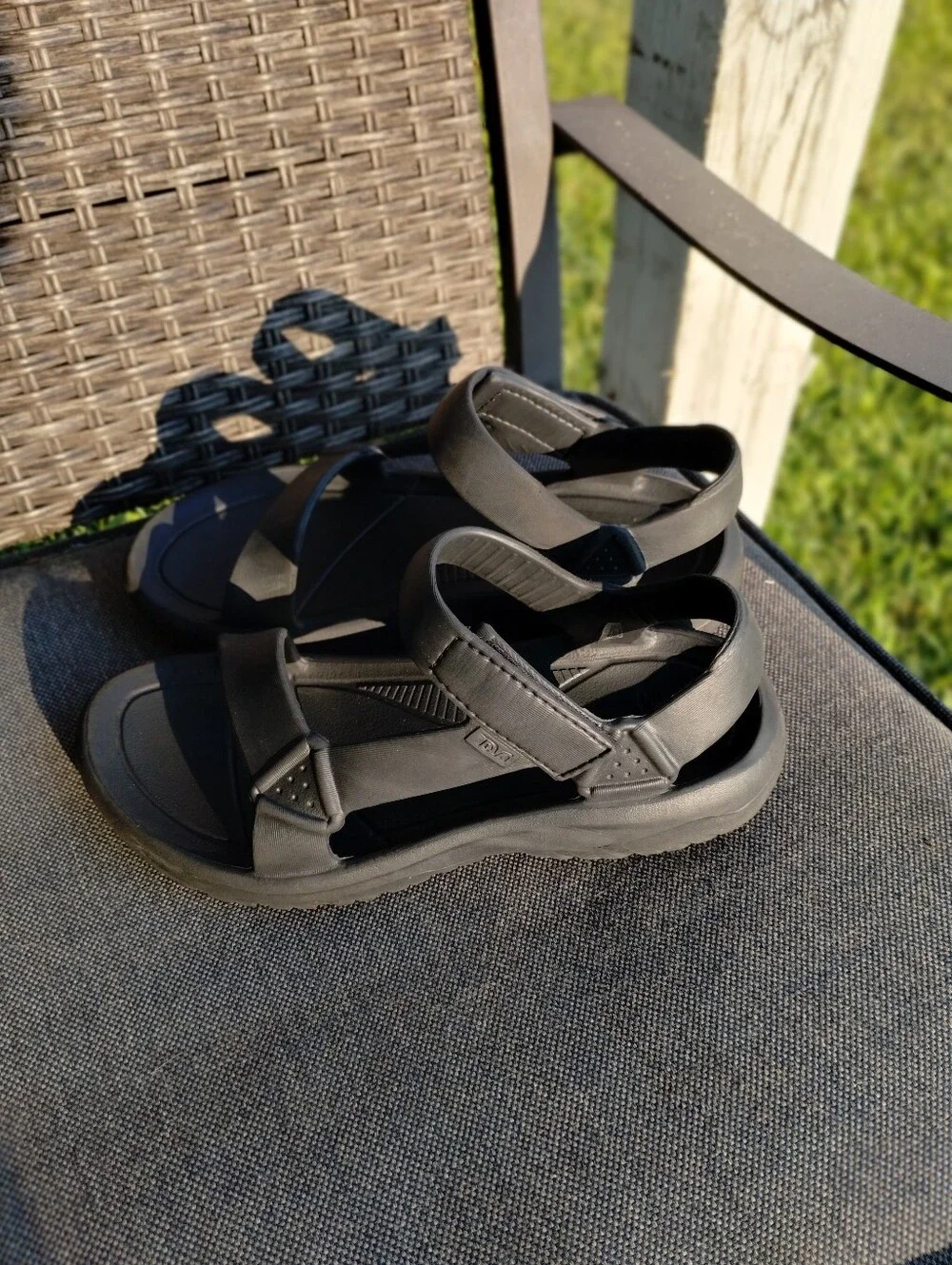 Teva Black Sport Sandals Men’s 8 Women’s 10 Unisex Hook & Loop